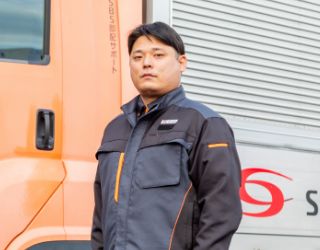 大型路線ドライバー 入社2年目 U.S.さん30代（正社員）